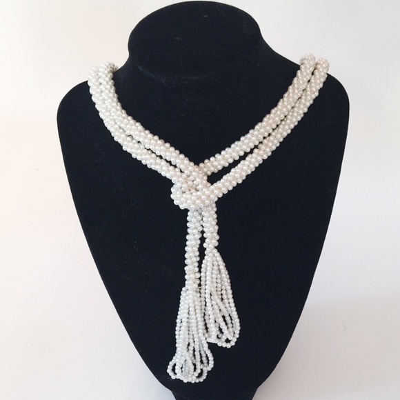 Vintage Jewelry - VINTAGE Faux Pearl Long woven rope Lariat necklace